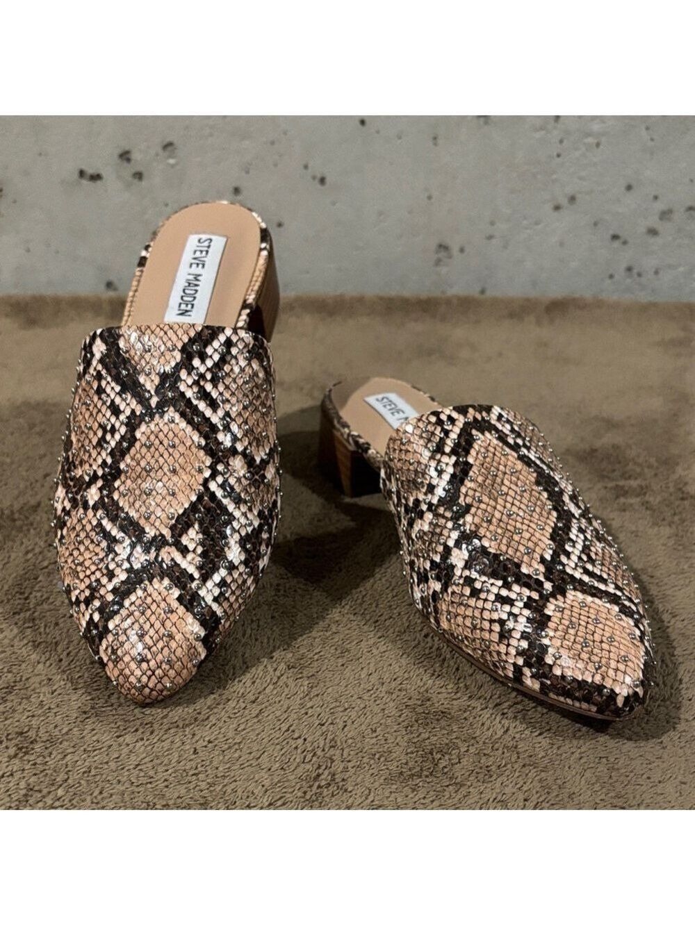 Steve Madden Cairo Snake-Print Pointed Slip-On Mules in Tan and Black - Size 6